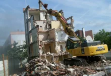 هدم مباني بالرياض