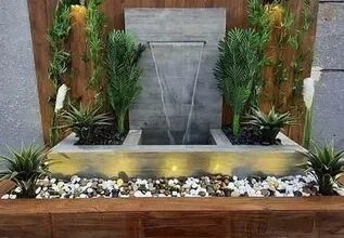 شلالات المياه بالرياض