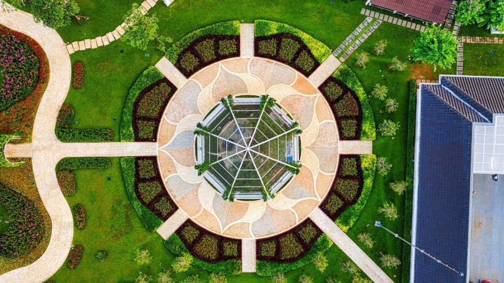 تنسيق حدائق بالرياض