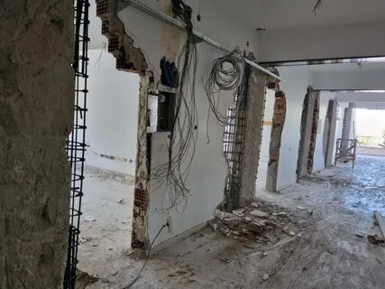 عملية هدم المباني